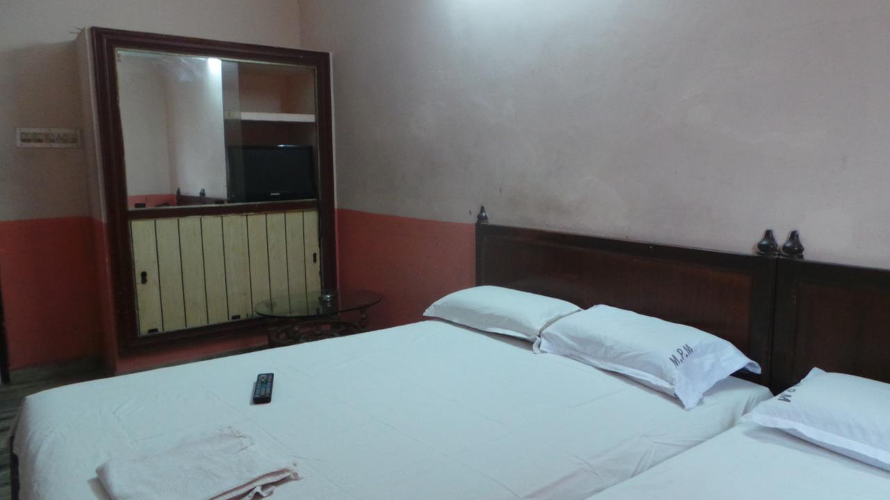 M.P.M. Guest House ปอนดิเชอรี ภายนอก รูปภาพ
