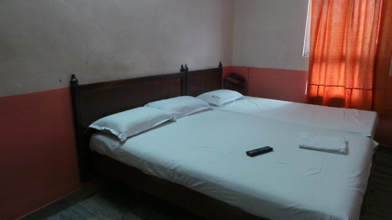 M.P.M. Guest House ปอนดิเชอรี ภายนอก รูปภาพ