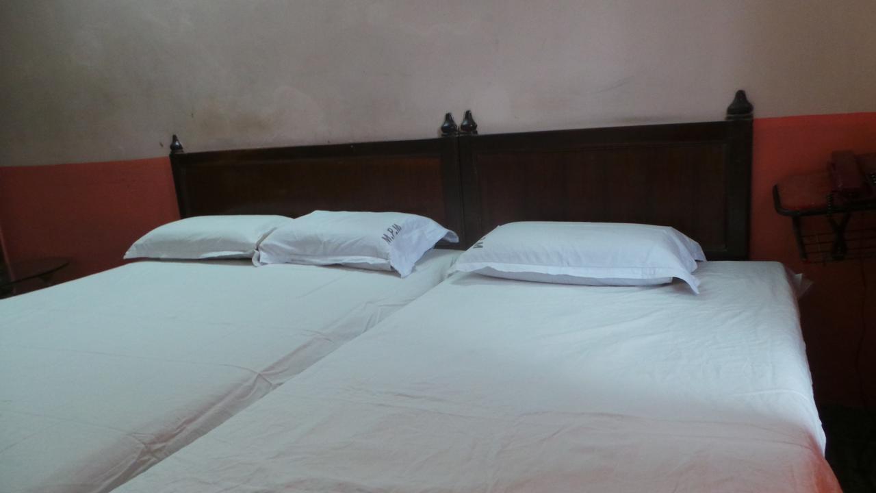 M.P.M. Guest House ปอนดิเชอรี ภายนอก รูปภาพ
